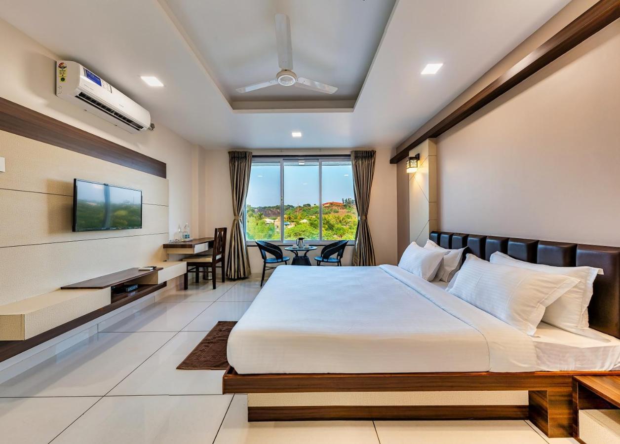 Hotel Grand Indu, 3 Star Kolhapur Dış mekan fotoğraf